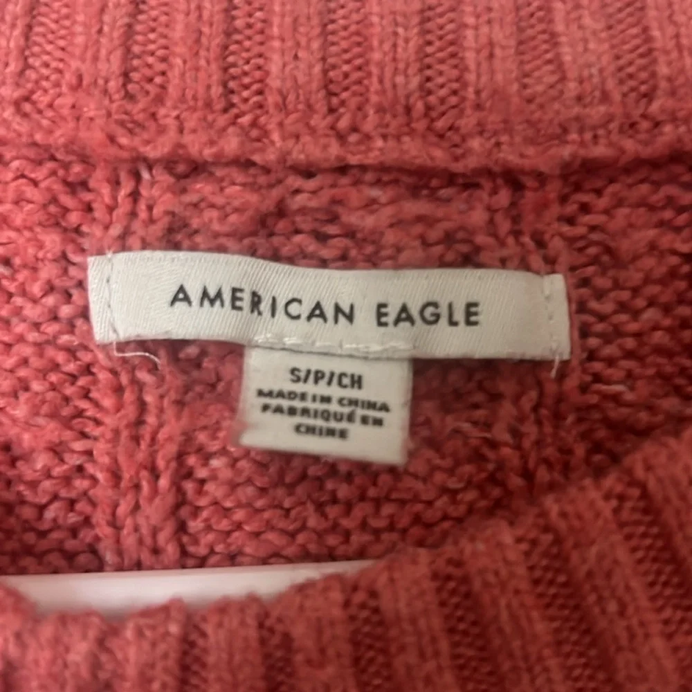 American Eagle Coral Knitted Sweater Size Small - Picture 7 of 8